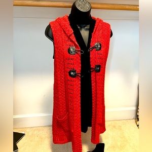 Sleeveless sweater in a beautiful fall rust color